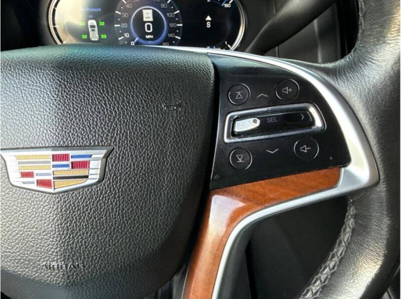 2019 Cadillac Escalade Luxury