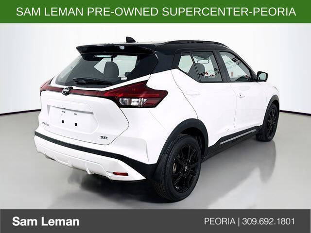 2023 Nissan Kicks SR