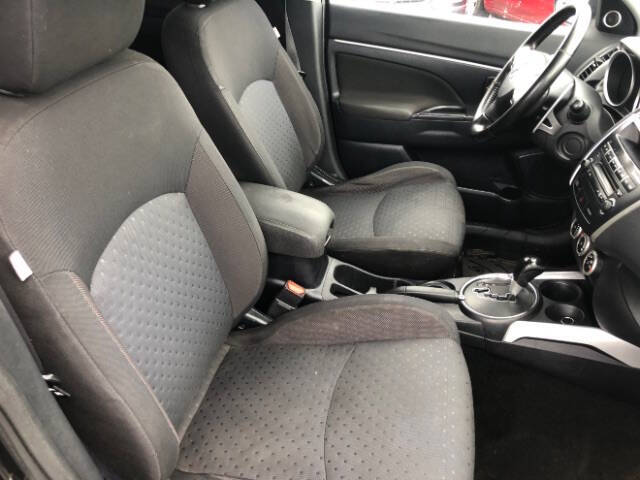 2011 Mitsubishi Outlander Sport SE