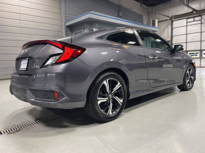 2017 Honda Civic Touring