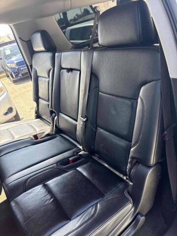 2017 Chevrolet Suburban LT