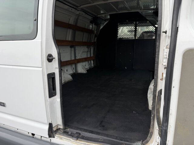 2006 Ford E-Series E-250