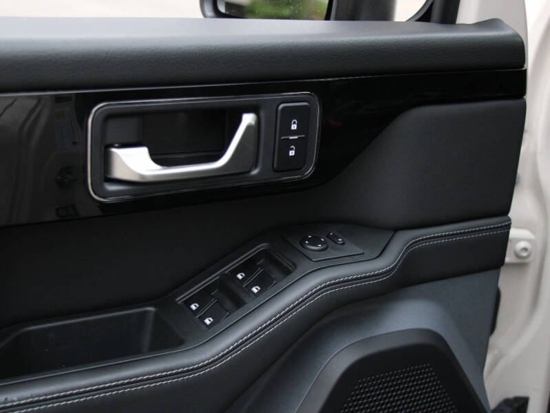 2024 Ineos Grenadier Trialmaster