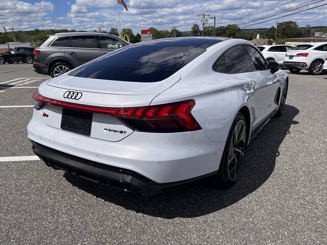 2023 Audi RS e-tron GT quattro
