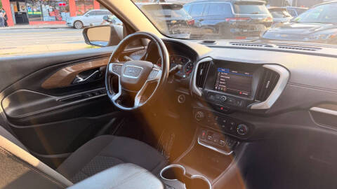 2021 GMC Terrain SLE