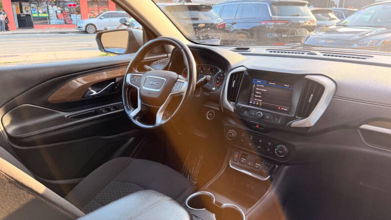 2021 GMC Terrain SLE