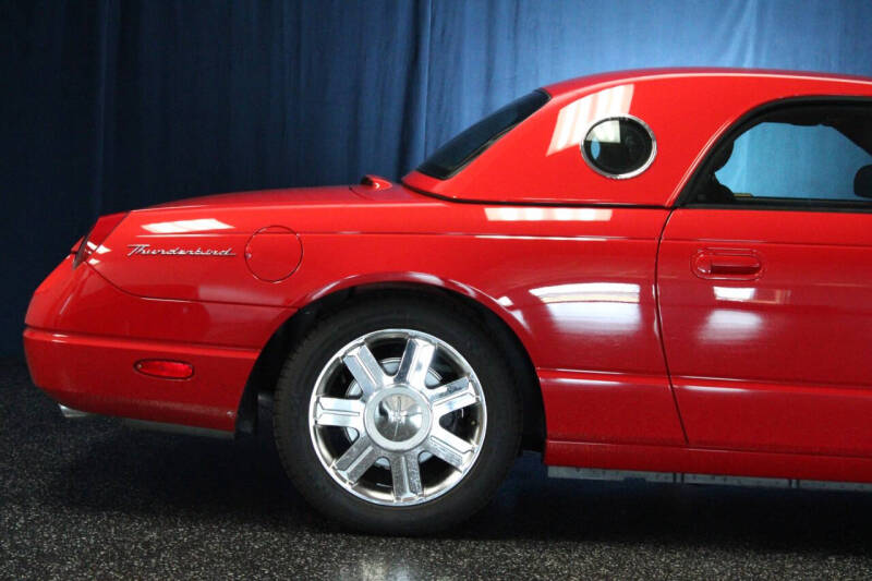 2005 Ford Thunderbird Deluxe
