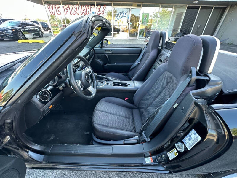 2006 Mazda MX-5 Miata Sport