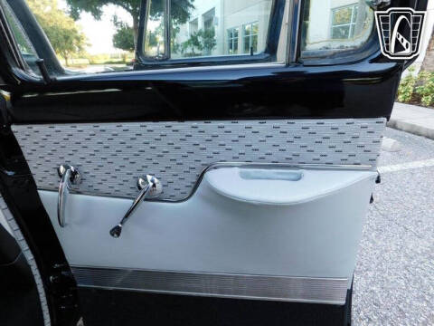 1957 Packard Clipper