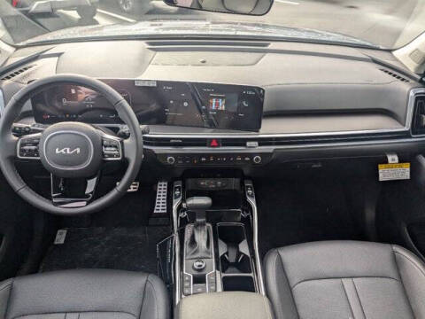 2025 Kia Sorento SX