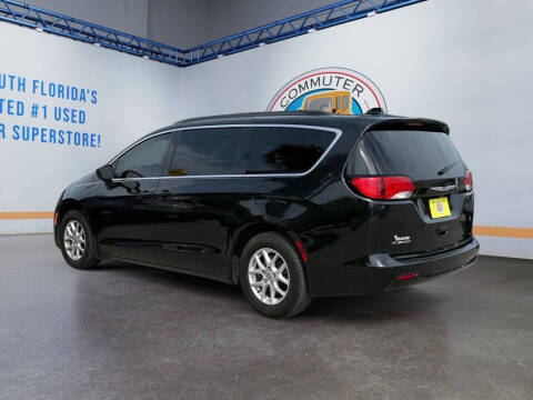 2020 Chrysler Voyager LXi