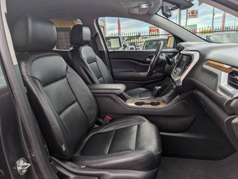 2017 GMC Acadia SLE-1