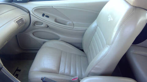 2000 Ford Mustang GT