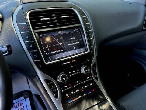 2019 Lincoln Nautilus Reserve