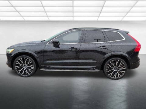 2022 Volvo XC60 B5 Momentum