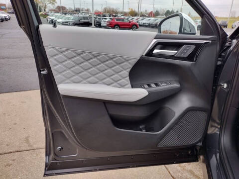 2025 Mitsubishi Outlander PHEV SEL