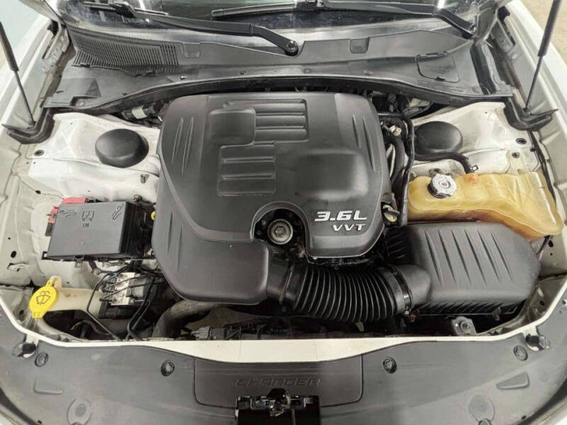 2016 Dodge Charger SXT