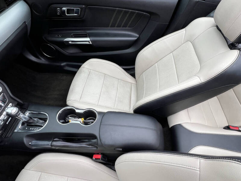 2016 Ford Mustang EcoBoost Premium