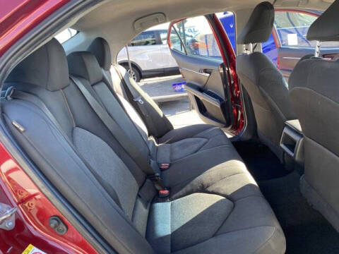 2019 Toyota Camry Hybrid LE