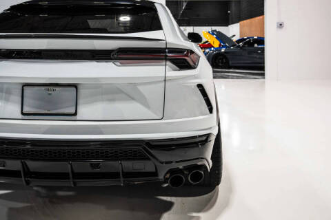 2022 Lamborghini Urus