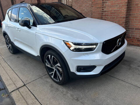 2020 Volvo XC40 T5 R-Design