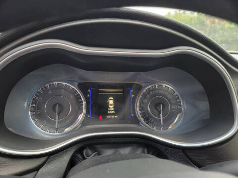 2016 Chrysler 200 Limited