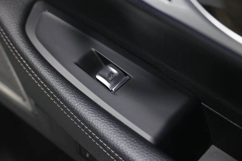 2021 BMW 7 Series 740i