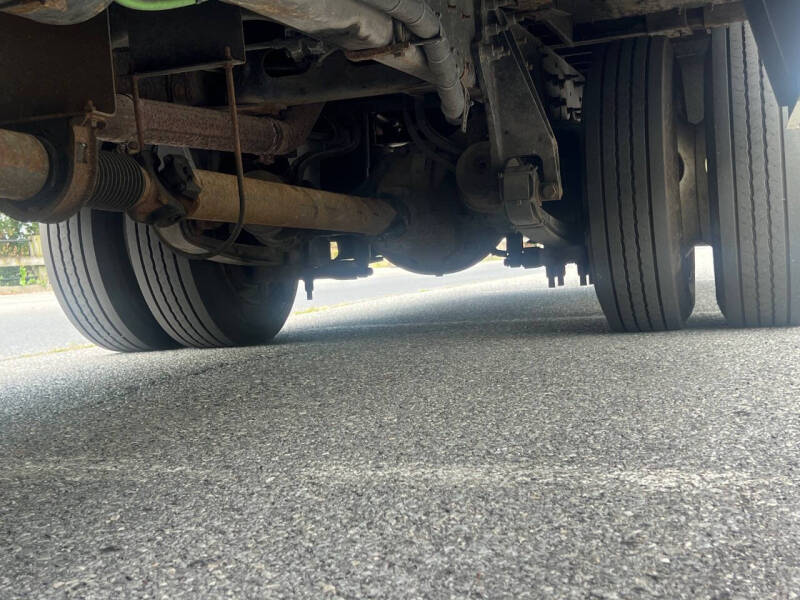 2018 International 24 passenger Shuttle Bus