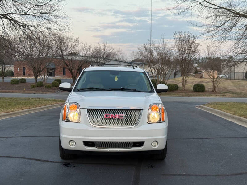 2011 GMC Yukon Denali