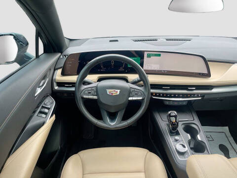 2024 Cadillac XT4 Luxury