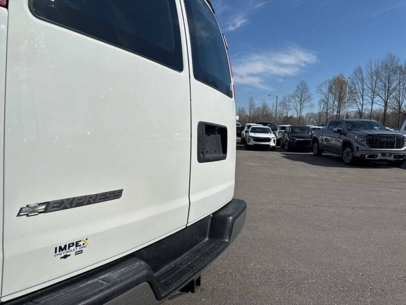 2011 Chevrolet Express 1500