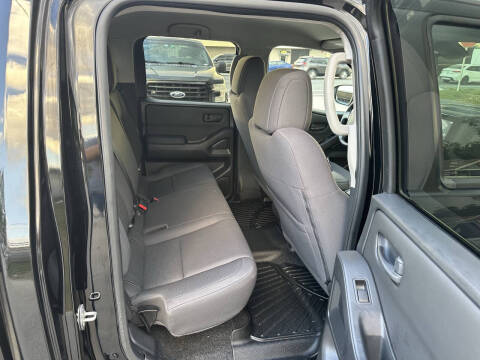 2023 Nissan Frontier S