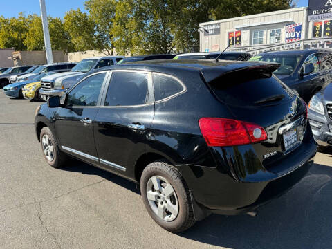 2012 Nissan Rogue S