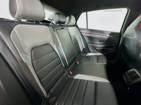 2024 Volkswagen Golf GTI Autobahn