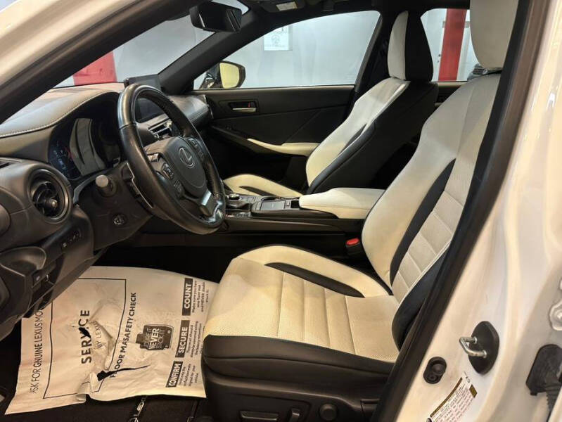 2023 Lexus IS 350 F SPORT