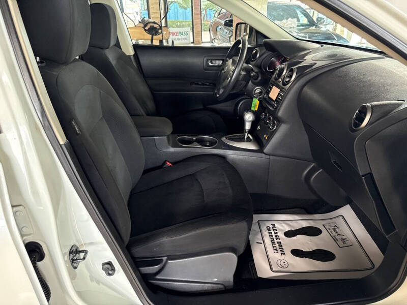 2015 Nissan Rogue Select S