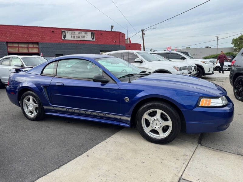 2004 Ford Mustang