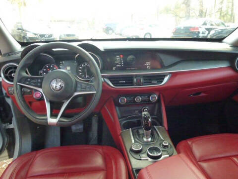 2018 Alfa Romeo Stelvio Ti