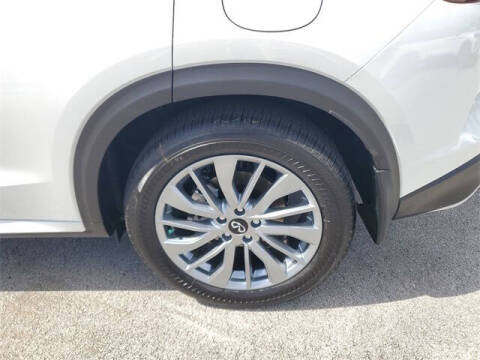 2025 Infiniti QX50 Luxe