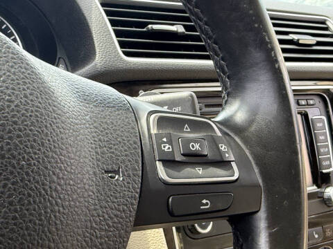 2015 Volkswagen Passat 2.0L TDI SEL Premium