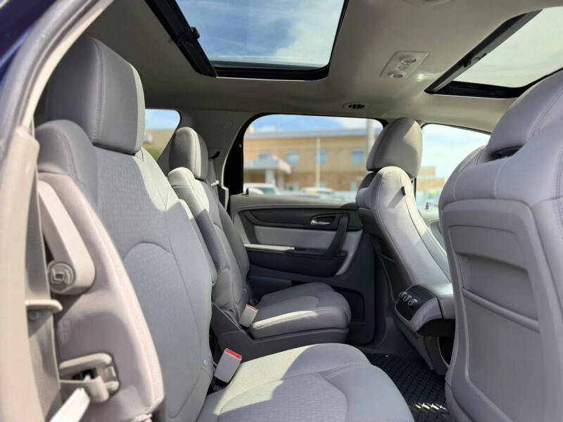 2015 GMC Acadia SLE-2
