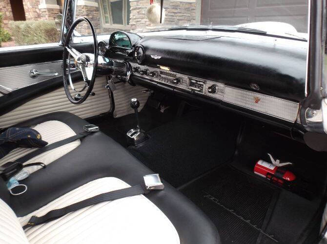 1955 Ford Thunderbird