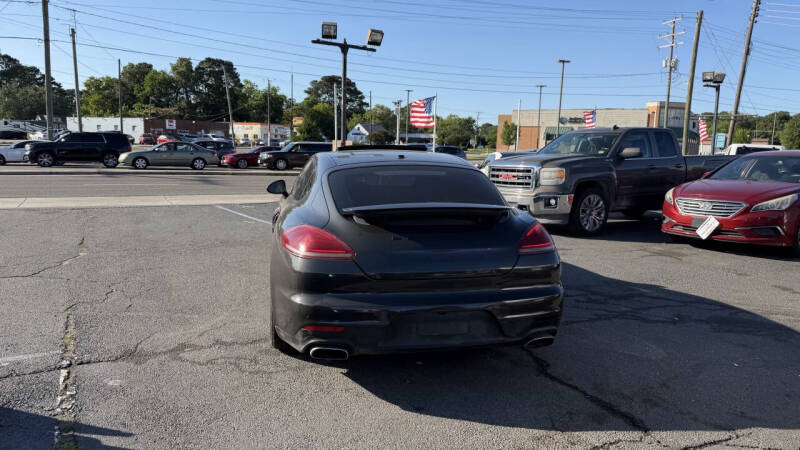 2016 Porsche Panamera
