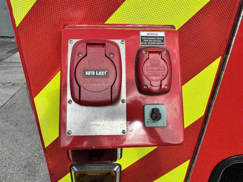 2016 Freightliner M2 106