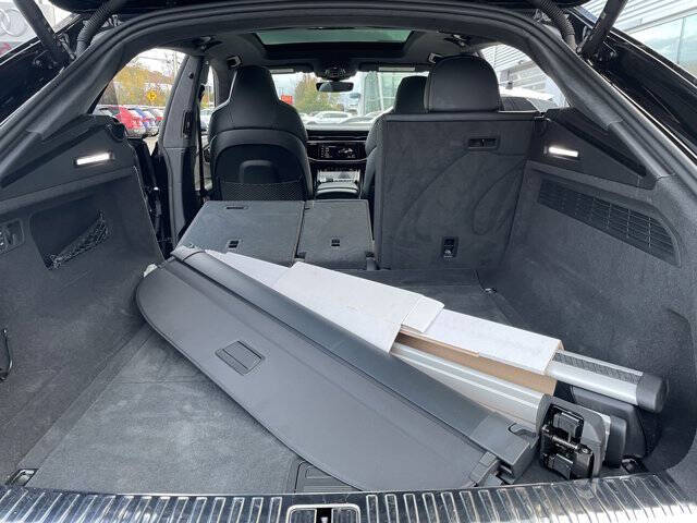 2023 Audi SQ8 4.0T quattro Prestige