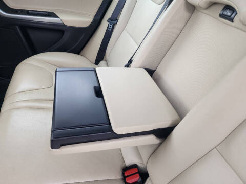 2017 Volvo V60 T5 Premier