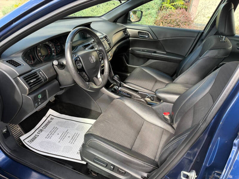 2017 Honda Accord Sport w/Honda Sensing