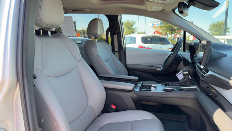 2025 Toyota Sienna