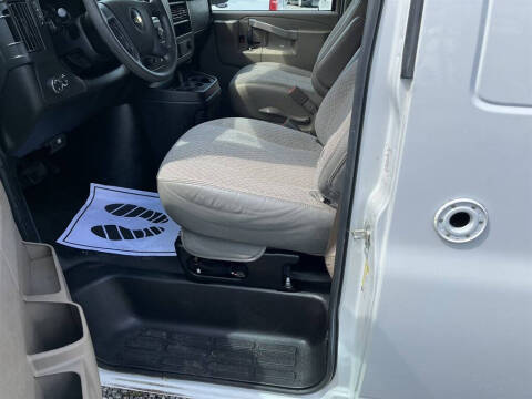 2017 Chevrolet Express 2500