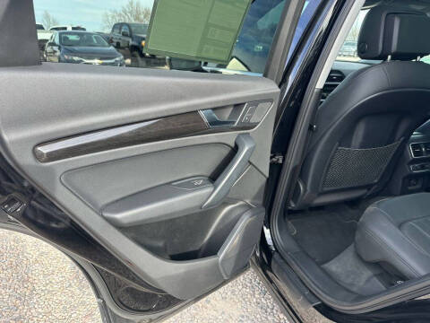 2019 Audi Q5 quattro Premium 45 TFSI